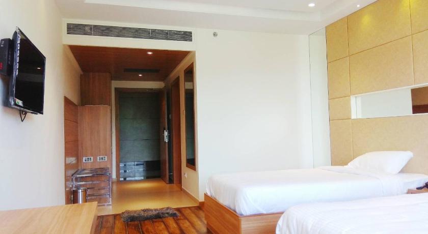 Hotel Smart City Park Inn photo