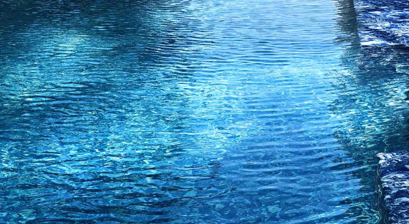 Image of Pool Suite 7