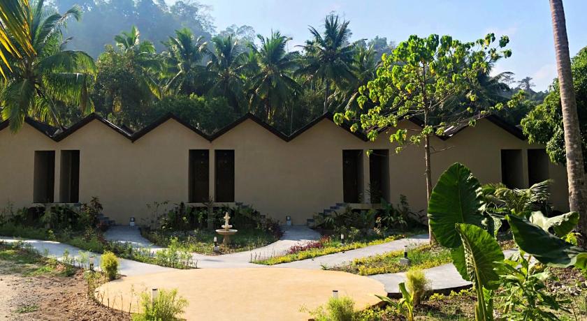 Image of Pool Suite 1