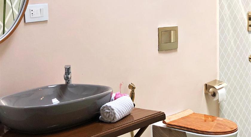 Image of Pool Suite 16