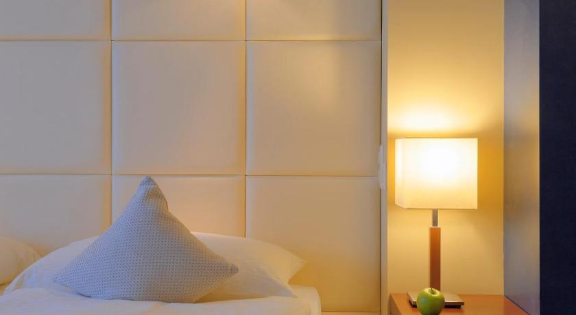 Image of Superior Room 9
