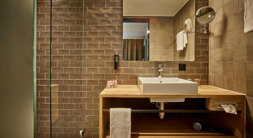 Baxter Hotel photo