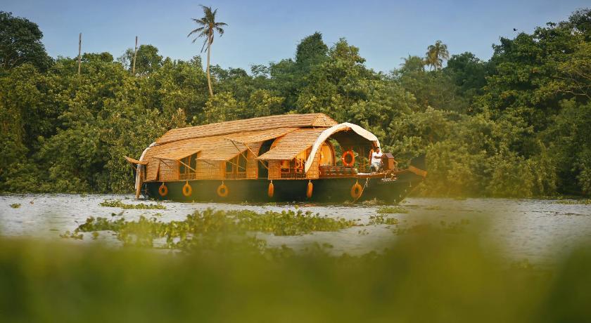 Spice Coast Cruises - CGH Earth photo