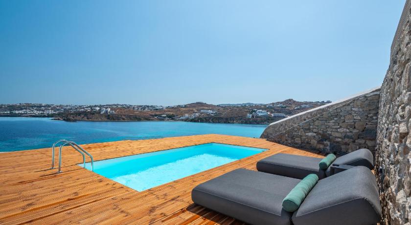 Dreambox Mykonos Suites