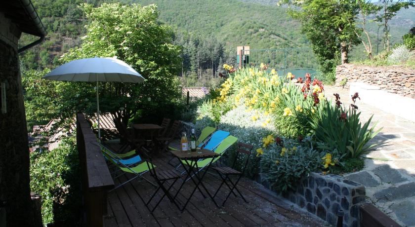le Clos d'Aurore-le noisetier photo