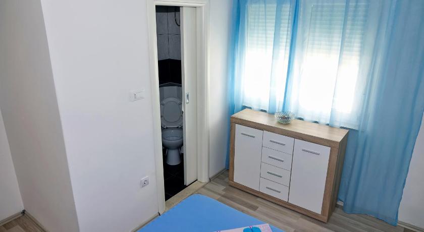 Lux Dalmatia I & R photo