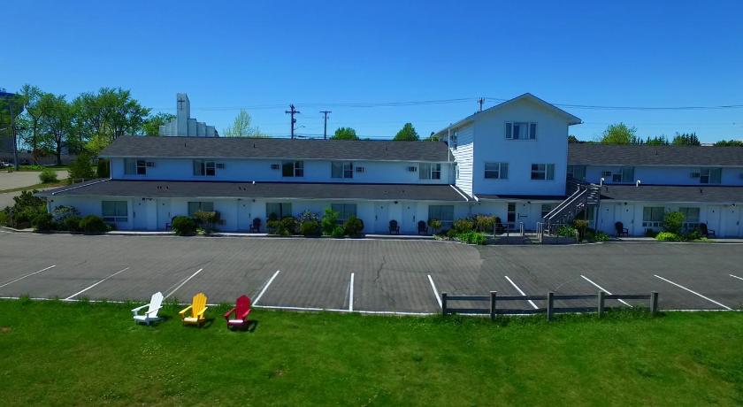 Econo Lodge Inn and Suites Saint John