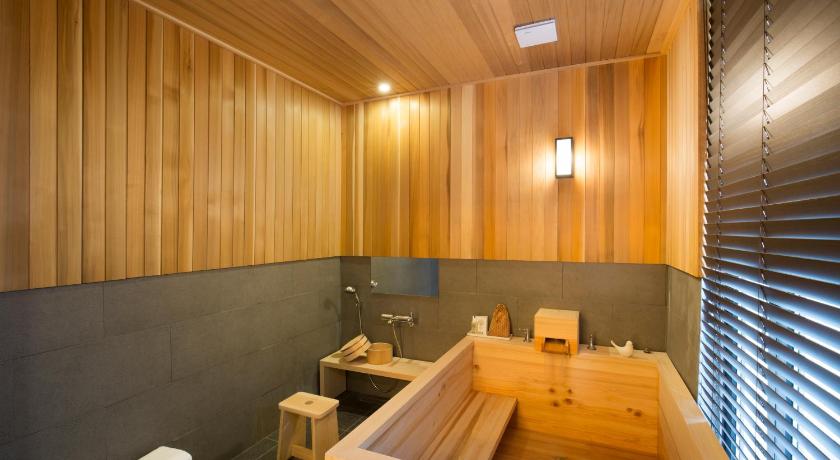 Tomonoya Hotel & Ryokan photo