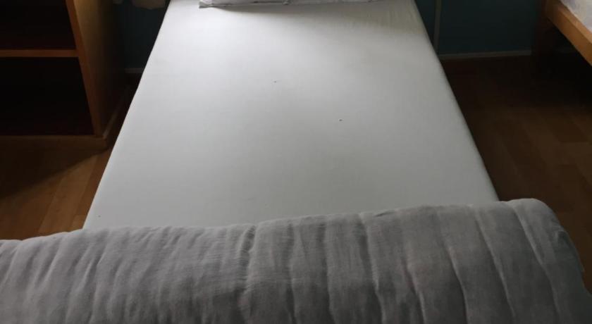 Image of 6-Bed Mixed Dormitory Room 1