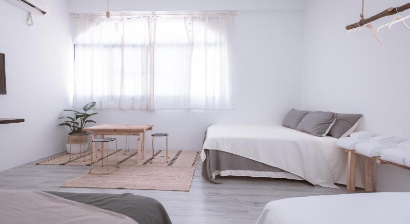 Image of Deluxe Triple Room 8