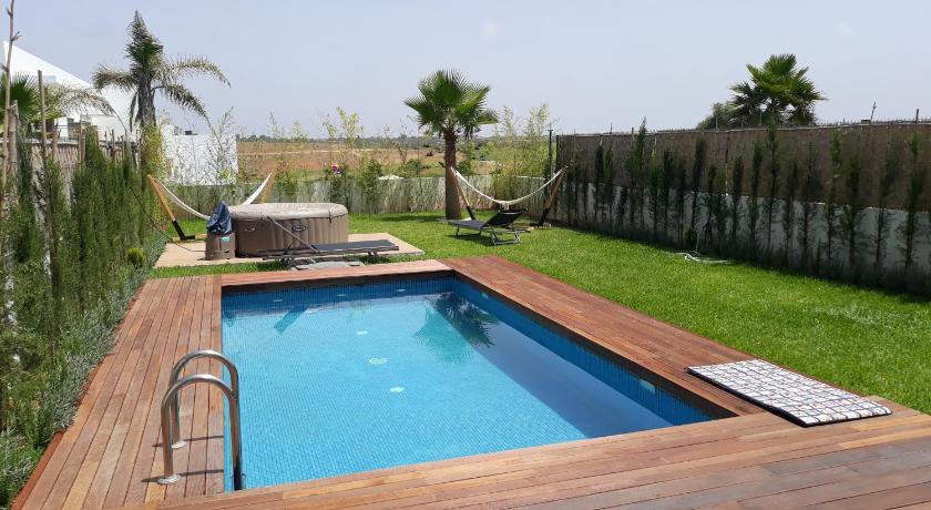 Superbe Villa Avec Piscine Plages Des Nations Prices Photos
