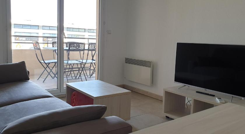 Image of One-Bedroom Apartment 16