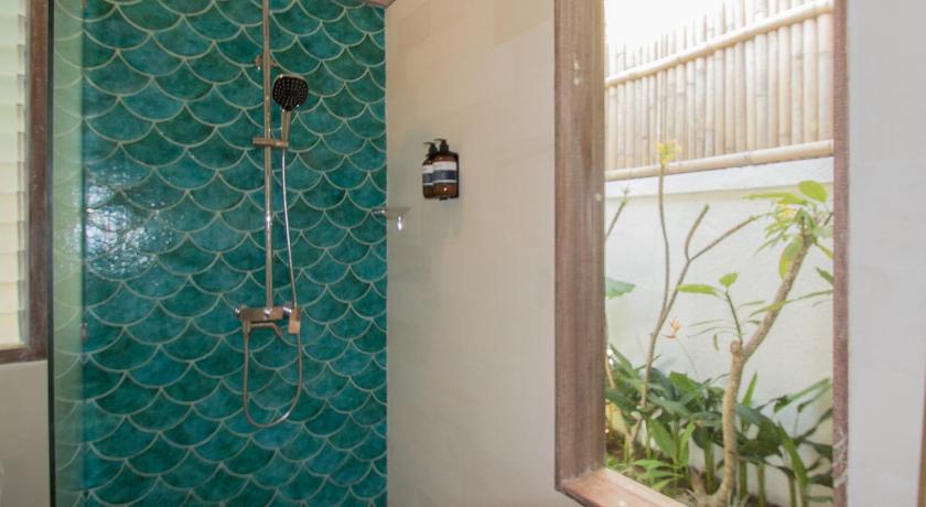 Aloha Beach House Bingin photo