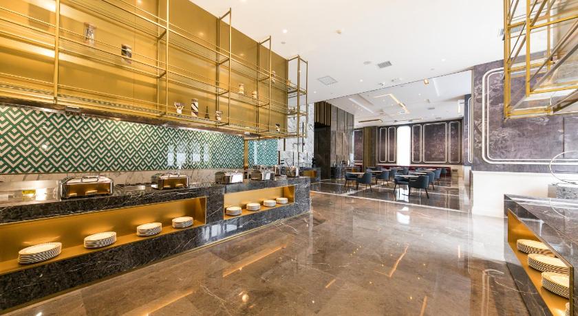 Mercure Xian Qujiang - image 14