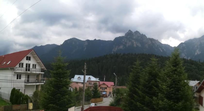 Pensiunea Fara Nume photo