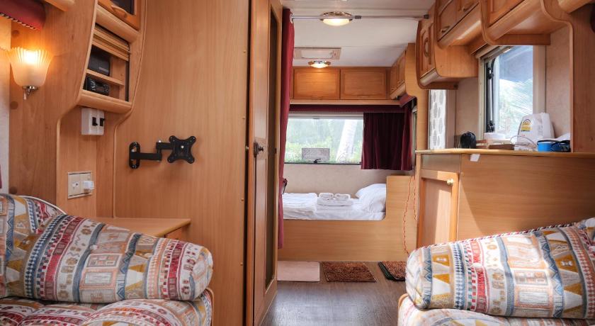 Image of Quadruple Room with Sea View 0