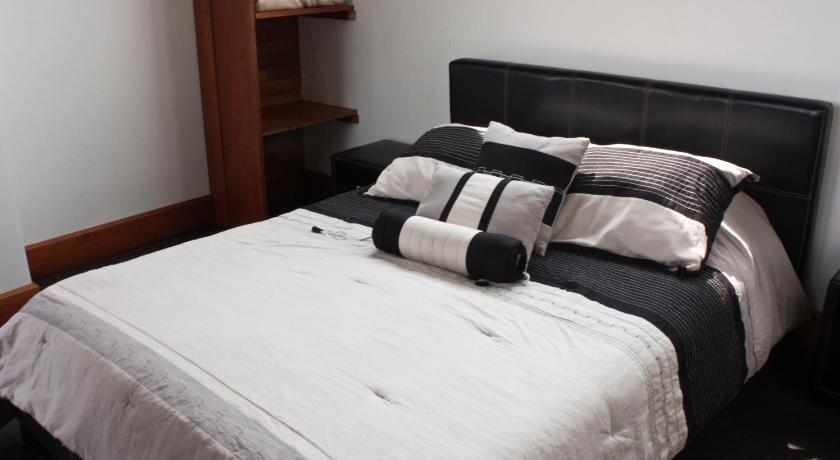 Image of Standard Double Room 7