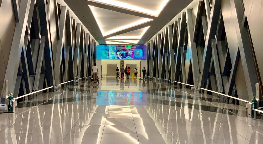 101 Newport City Chillax C2 Manila Airport Pasay photo