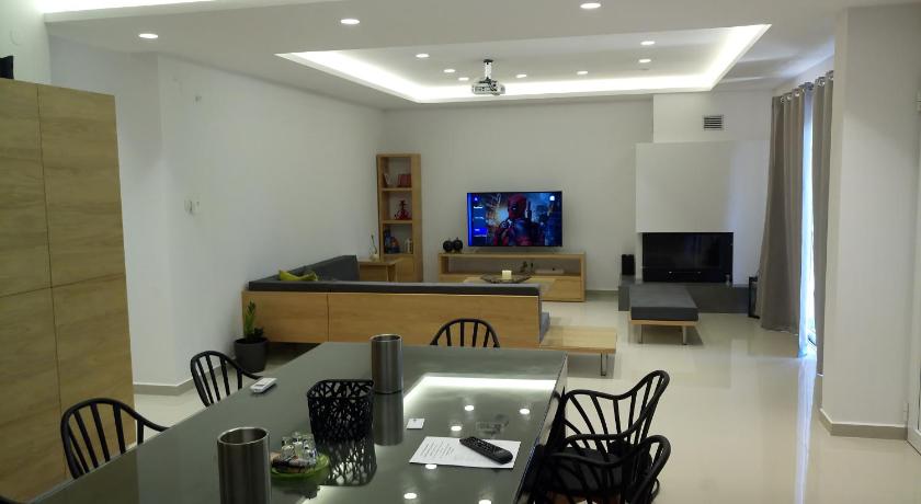 Flughafenhotel Heraklion Hotels Am Flughafen Heraklion International Nikos Kazantzakis Airport Hotelkatalog Flughafenhotels Meine10flughafenhotels De
