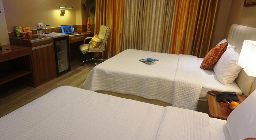 Image of Deluxe Room 6