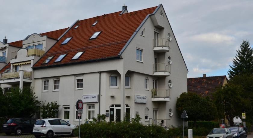 Hotel Morike photo