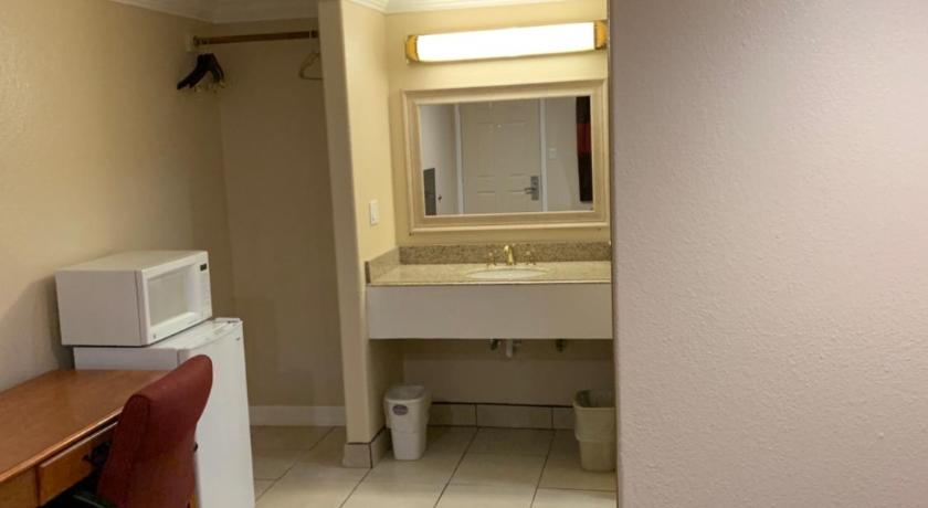 A-1 Budget Motel photo