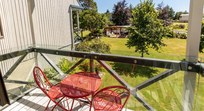 Image of One-Bedroom Apartment 11