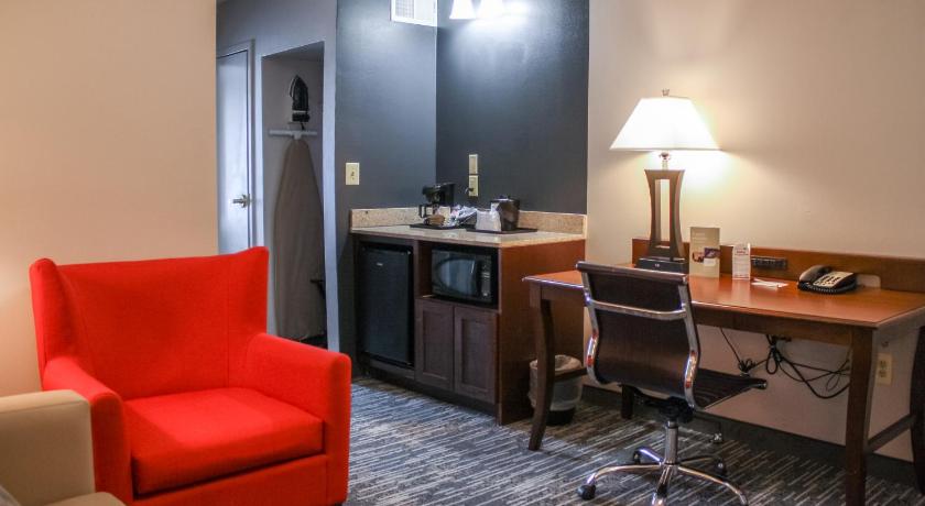 Country Inn & Suites by Radisson, Washington Dulles International Airport, VA