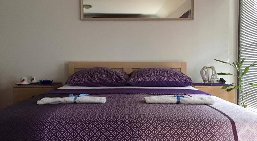 Image of One-Bedroom Apartment 13