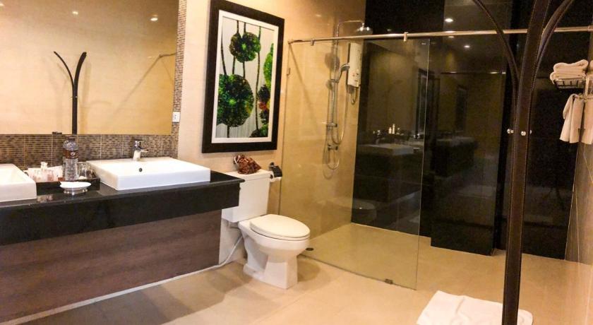 Image of Junior Suite 8