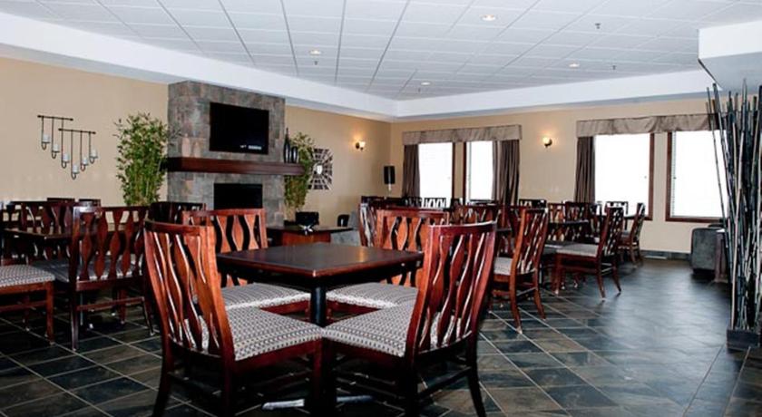 贝尔维尤 (AB) Paradise Inn and Suites 3星级 酒店 景观