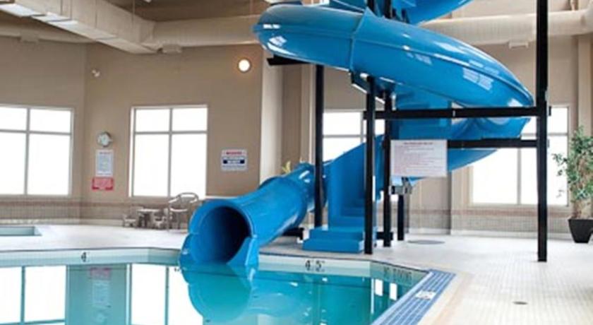 贝尔维尤 (AB) Paradise Inn and Suites 3星级 酒店 大堂