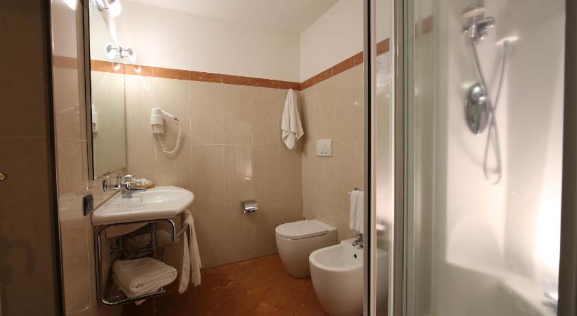 Grande Albergo Maugeri