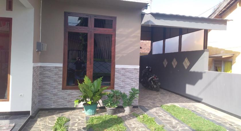 Image of home 12