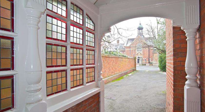St Margarets Hotel