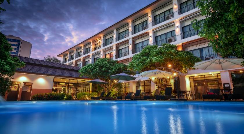 a large building with a pool of water in front of it, The Pannarai Hotel (SHA Extra Plus) in Udon Thani