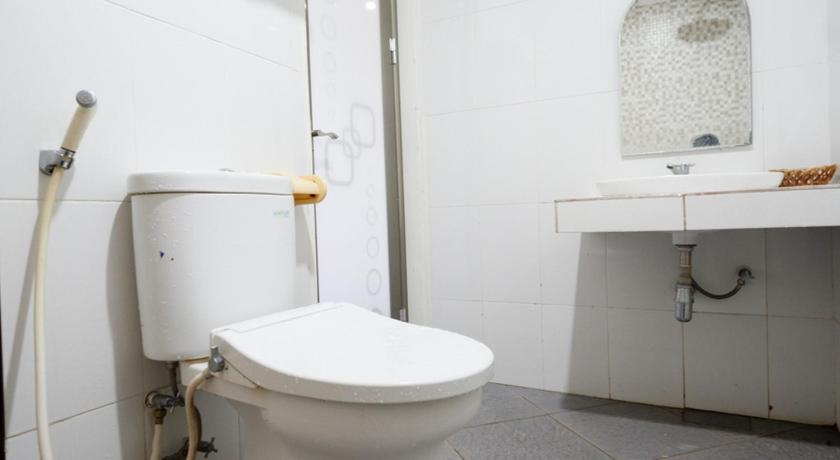 Image of Twin Room 12