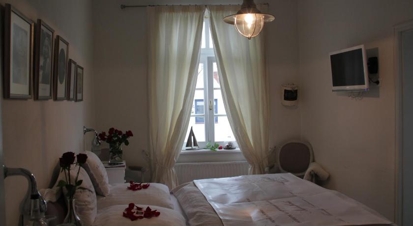 Image of Double Room 3