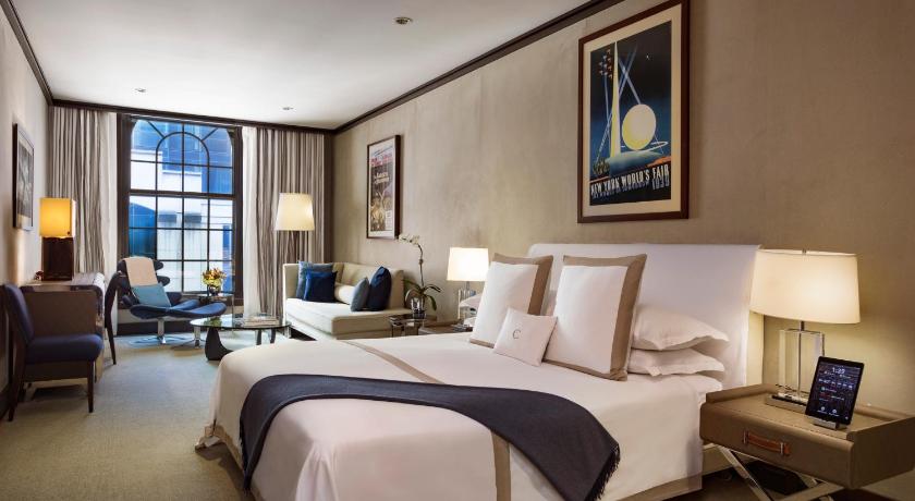 Image of One King Junior Suite, Street View 0
