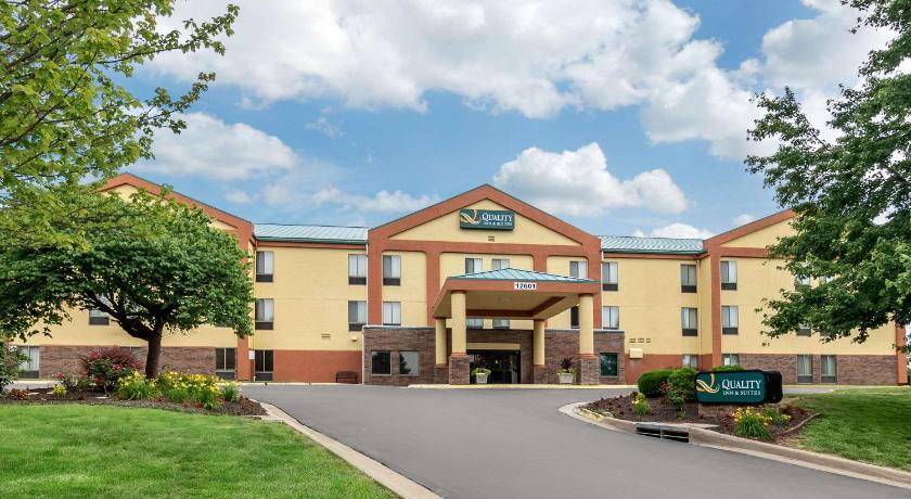 Quality Inn & Suites Lenexa Kansas City