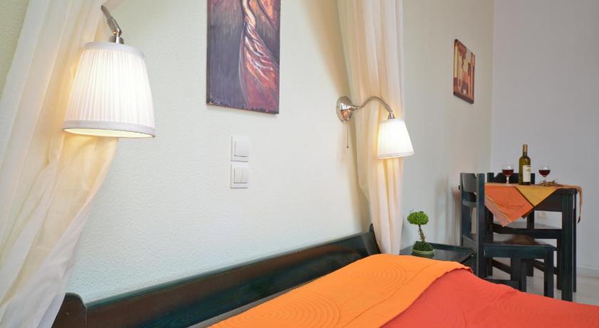 Dilino Hotel Studios photo