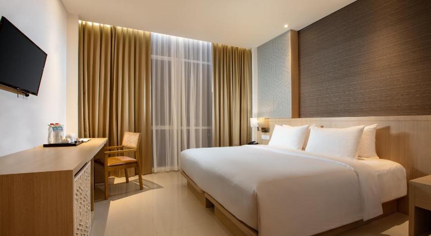 Hotel Santika Gresik photo