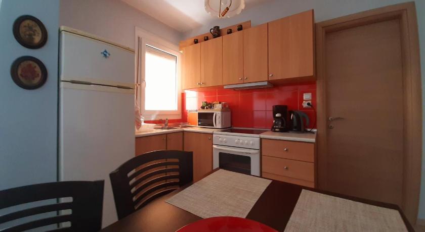 Apartment with Balcony and Parking - image 6