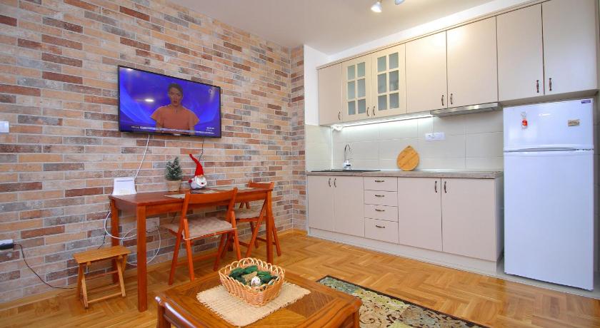 Apartmani Nada — Hotel in Zlatibor