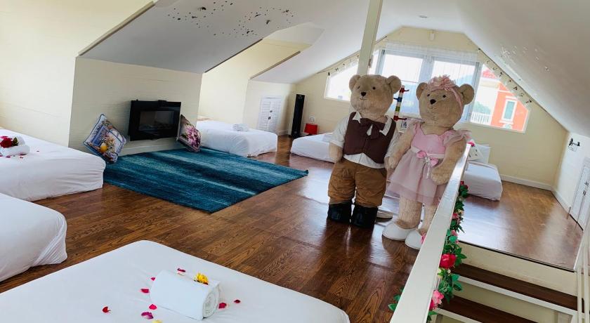 Image of Main Cottage Deluxe 10