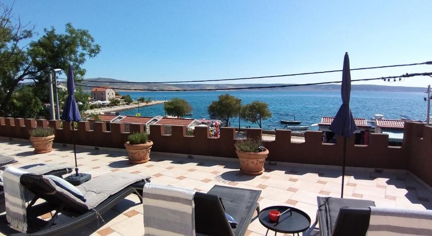Apartman Felice Starigrad Booking Deals Photos Reviews