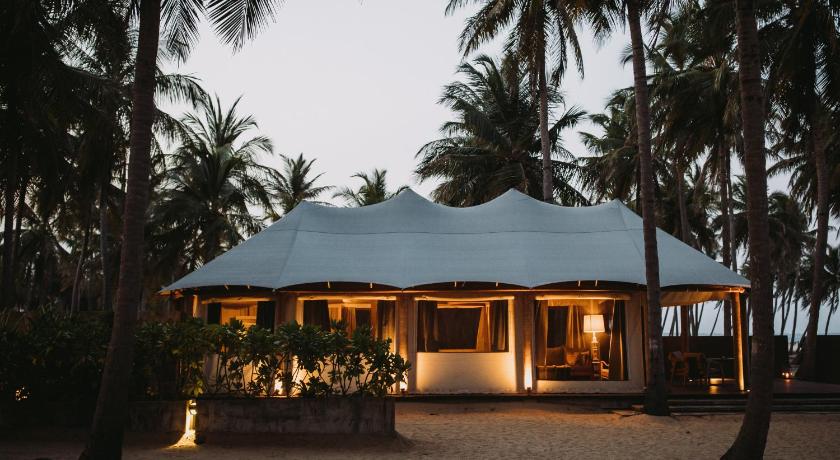 Image of Beachfront Suite 1
