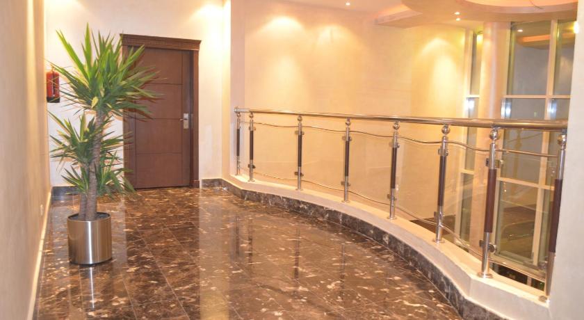 Al Juraisi Hotel Apartments photo