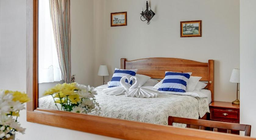 Villa & Restaurant ADMIRAL NELSON