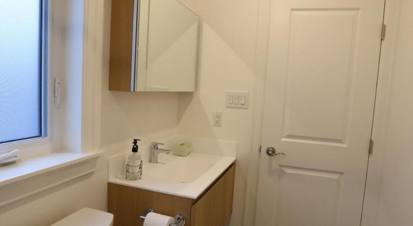 Vancouver Traveller B&B photo